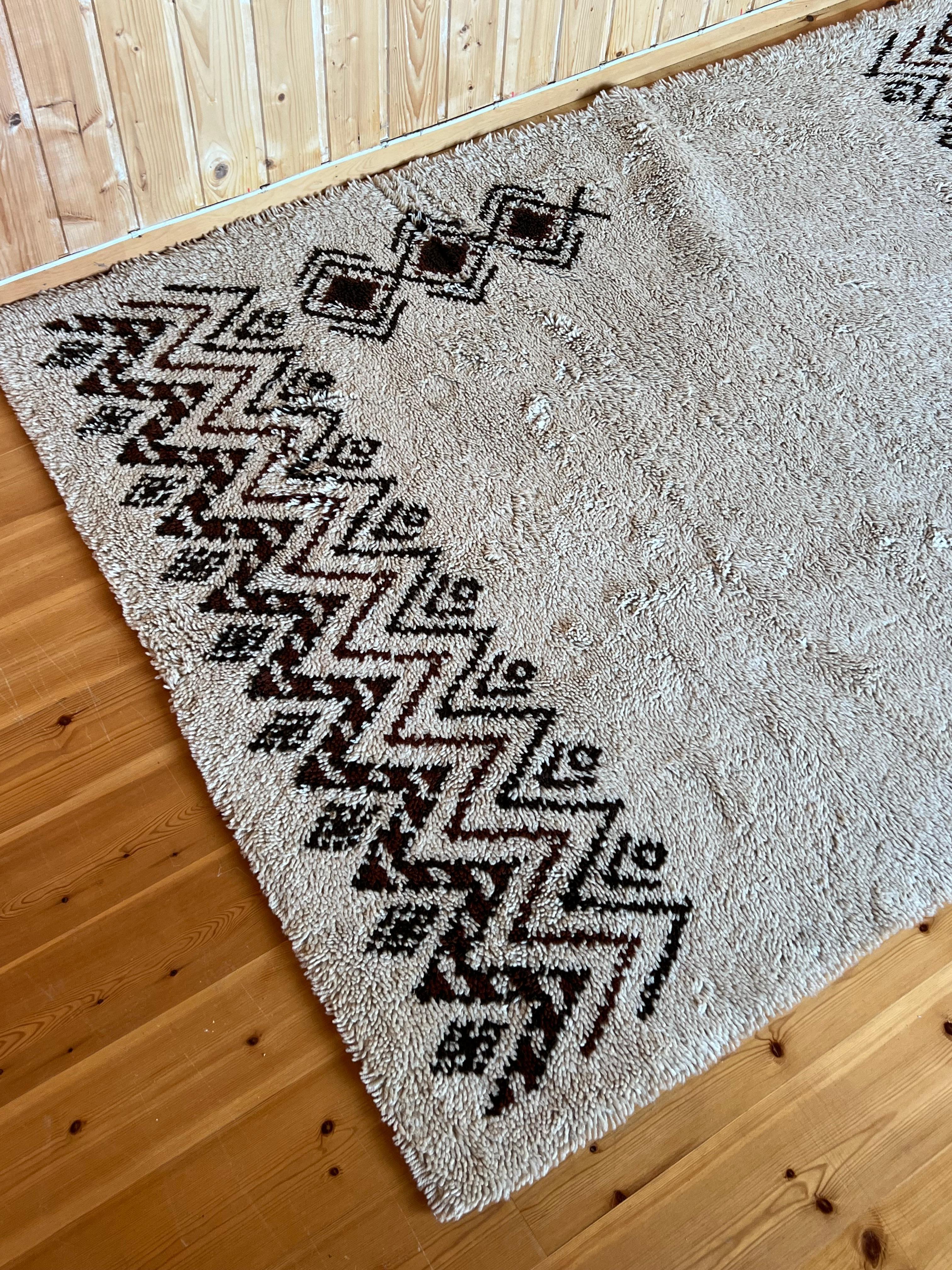 c. 1960/70s Danish Design Wool Rug, Scandinavian Mid-century Modern, 200x140 cm For Sale 3