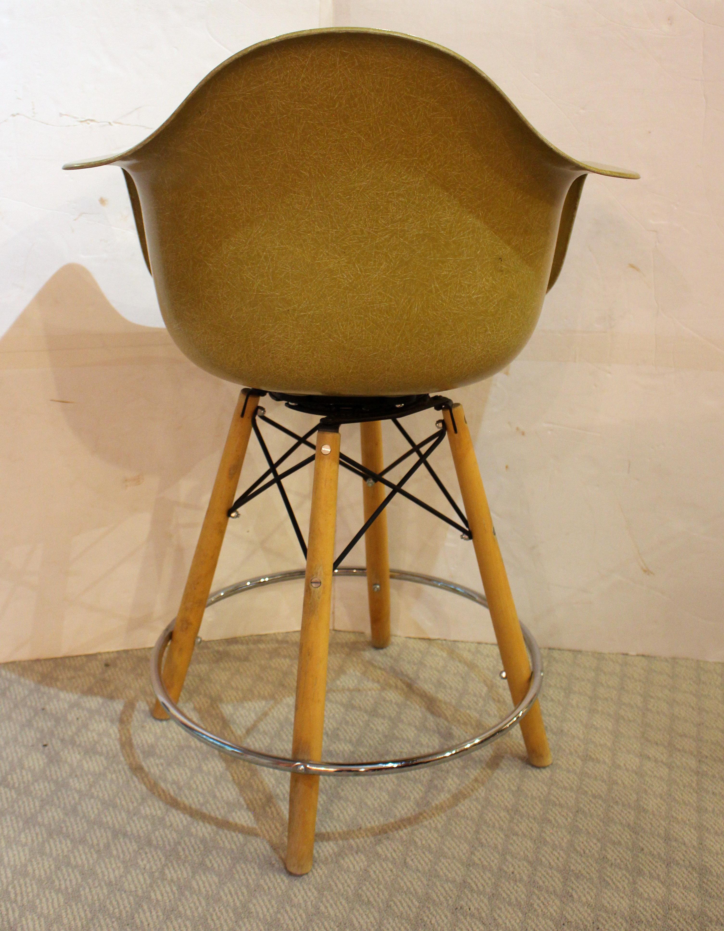 American c. 1960 Bar Stool by Charles Eames for Herman Miller For Sale