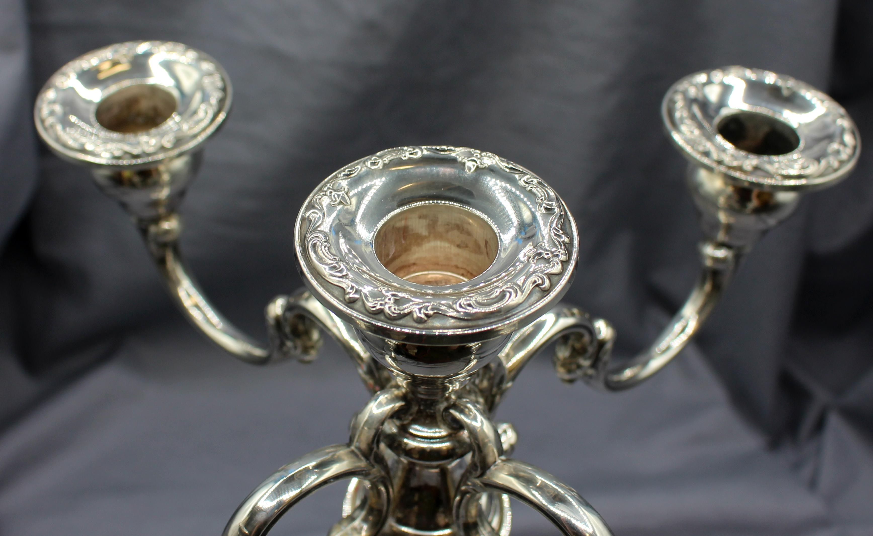 Vittoriano c. Candelabro a 5 luci in argento sterling di Gorham del 1960 in vendita