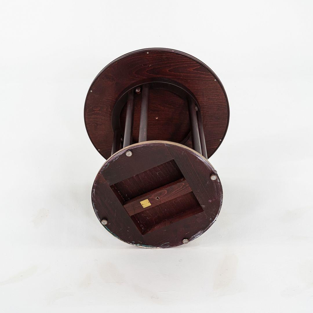 C. 1960s Josef Hoffmann pour Wittmann d'Autriche Table à café / d'appoint Fledermaus en vente 3
