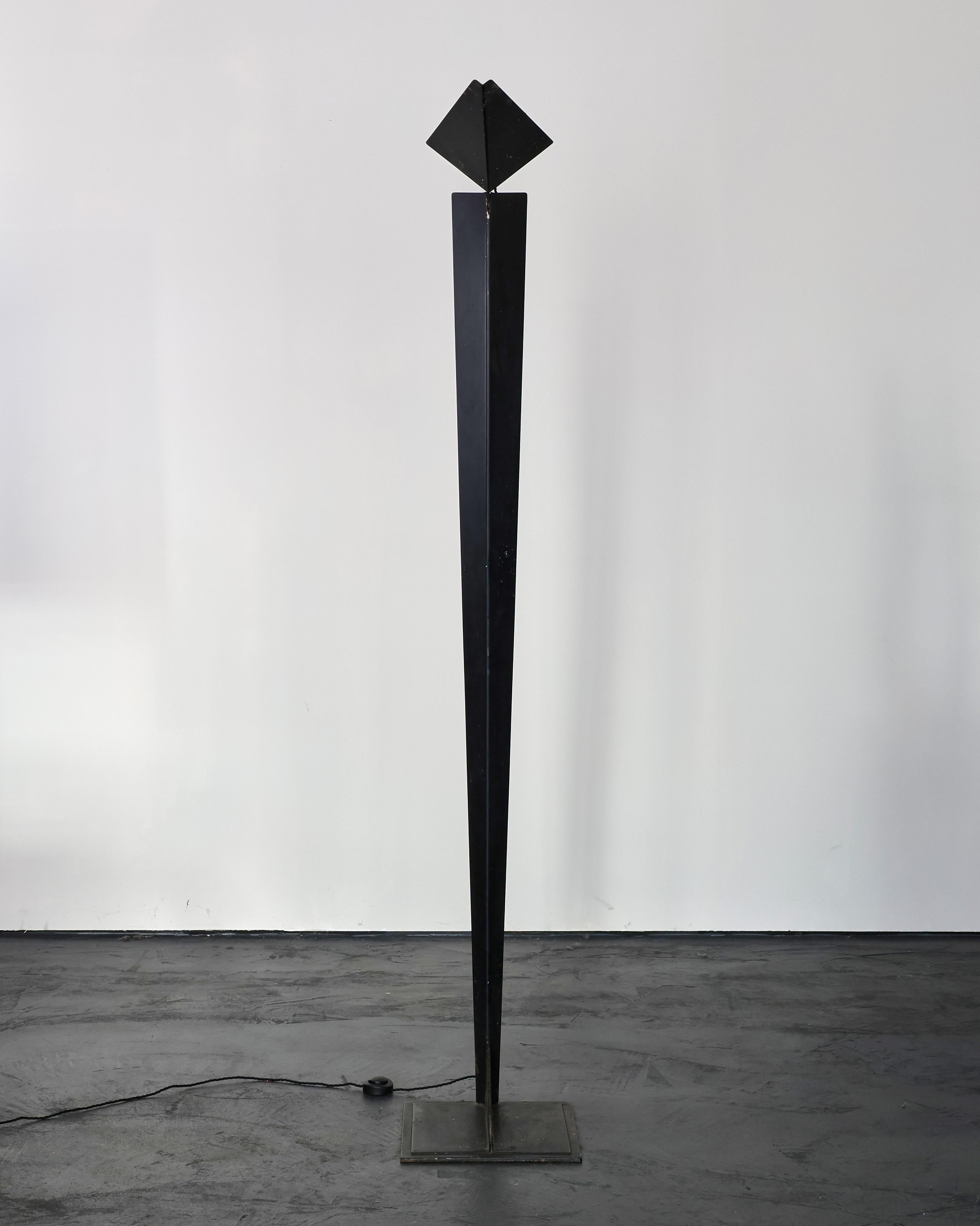 C. 1960s Modernist Italian Steel Standard Lamp/Up lighter For Sale 2