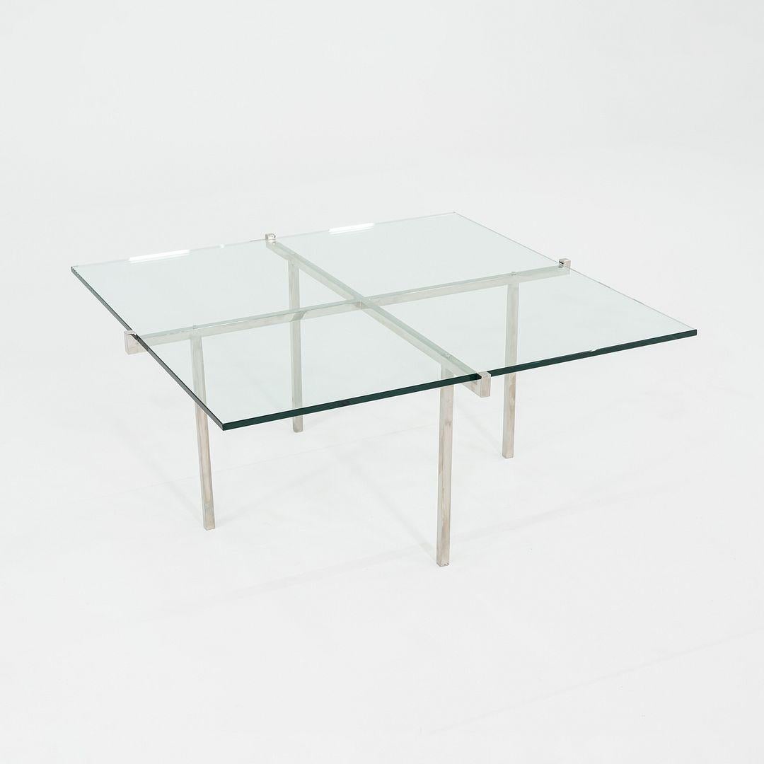 C. Mesa de centro de acero inoxidable pulido Treitel Gratz de los años 60 con tapa de cristal Moderno en venta