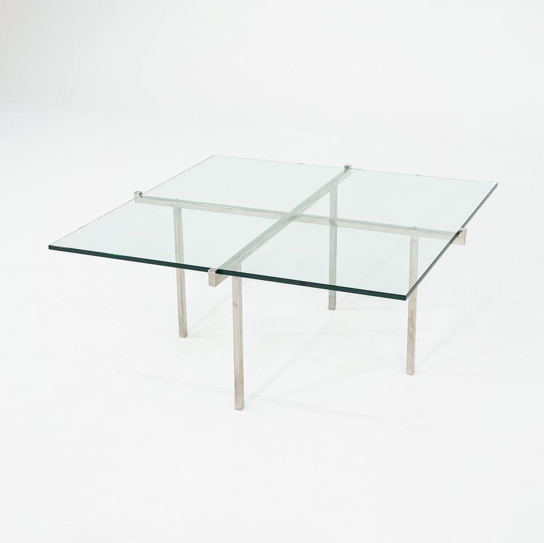 C. Mesa de centro de acero inoxidable pulido Treitel Gratz de los años 60 con tapa de cristal en venta 1
