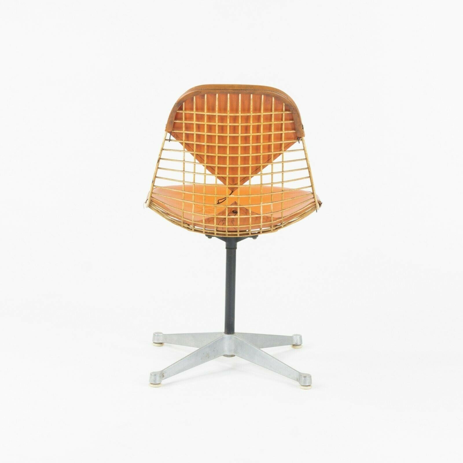 Mid-20th Century C. 1961 Set of 6 Herman Miller Eames Orange Bikini Pad Swivel PKC2 Dining Chairs For Sale