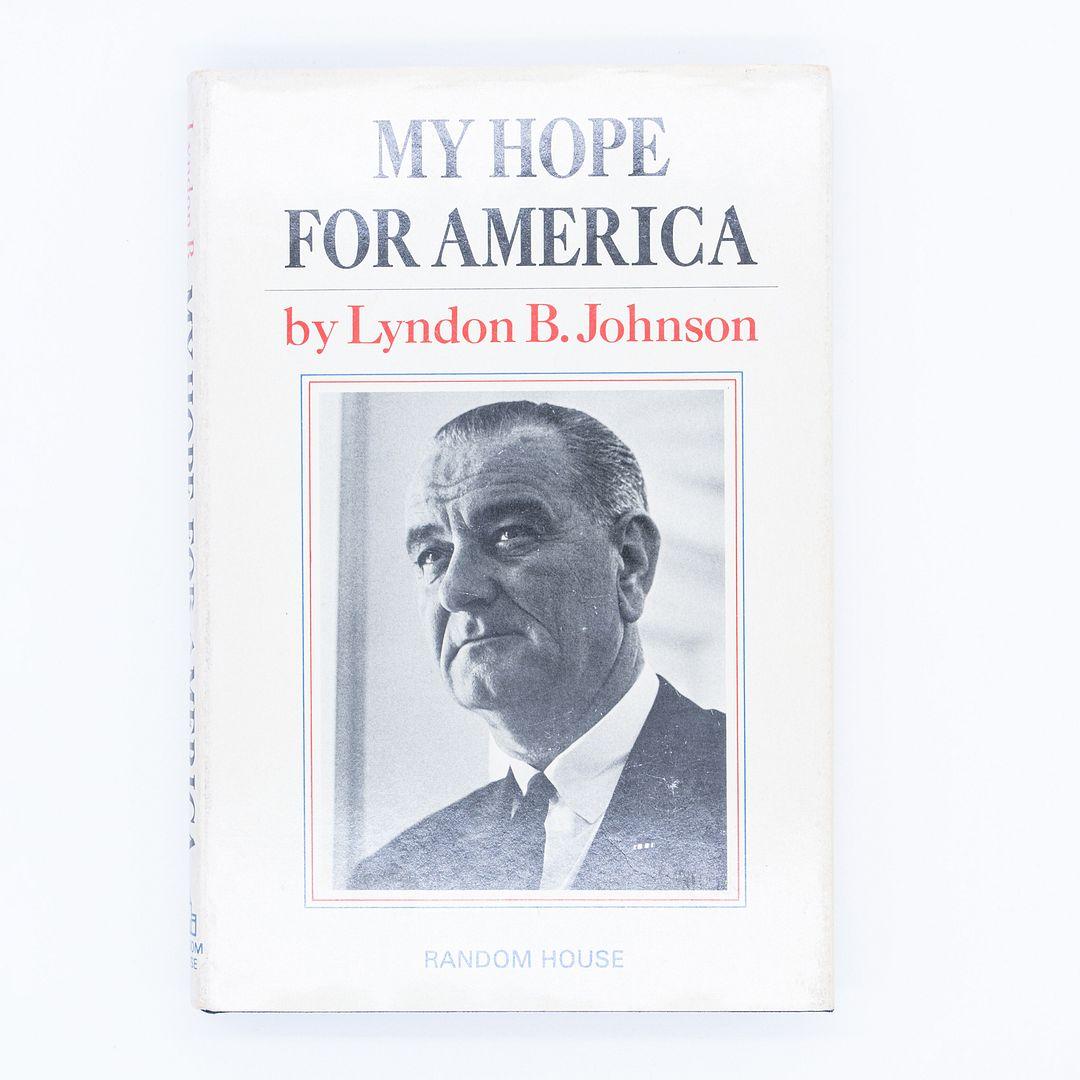Americano C. 1966 Tre libri del Presidente Lyndon B. Johnson a Gordon Bunshaft del SOM in vendita