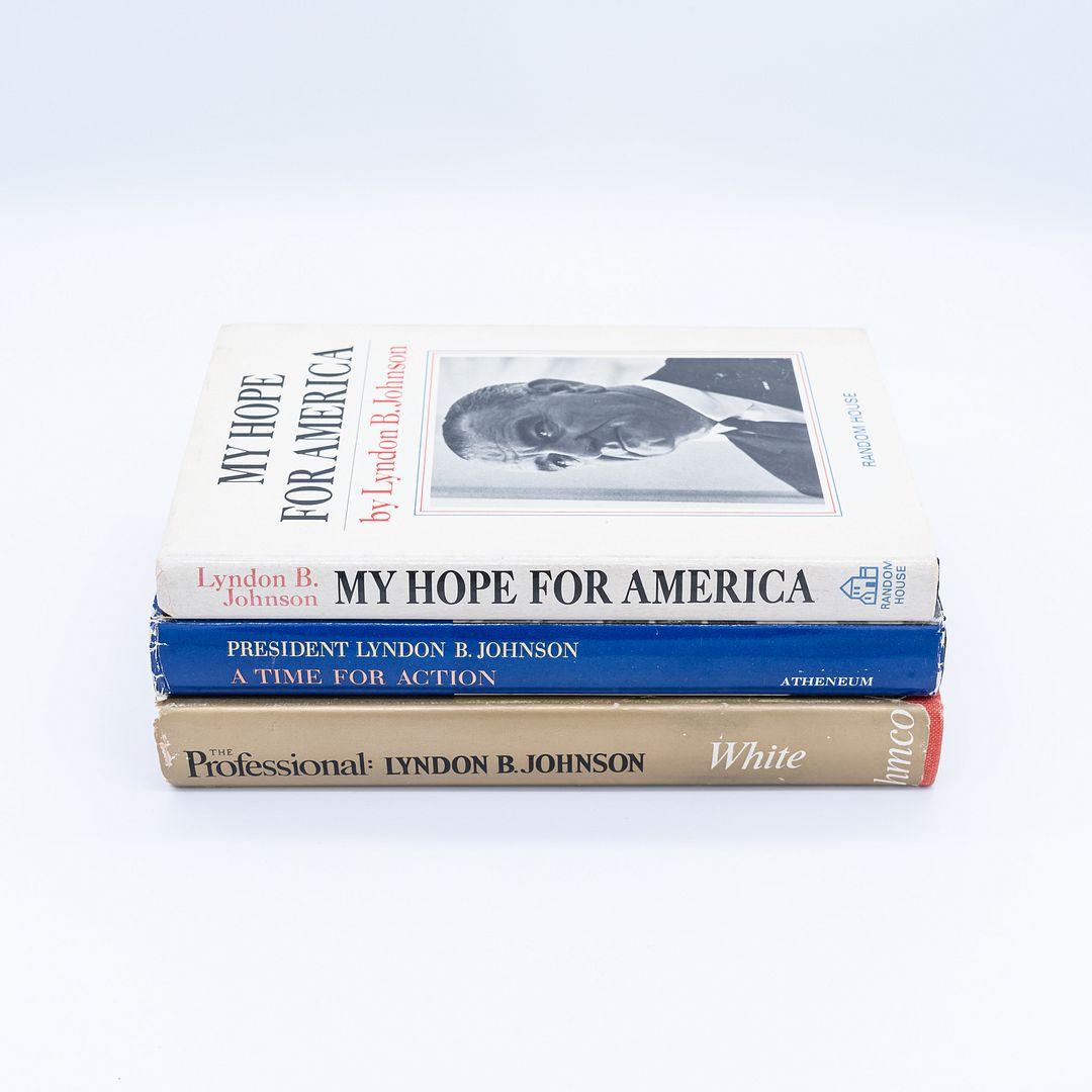 C. 1966 Tre libri del Presidente Lyndon B. Johnson a Gordon Bunshaft del SOM In condizioni buone in vendita a Philadelphia, PA
