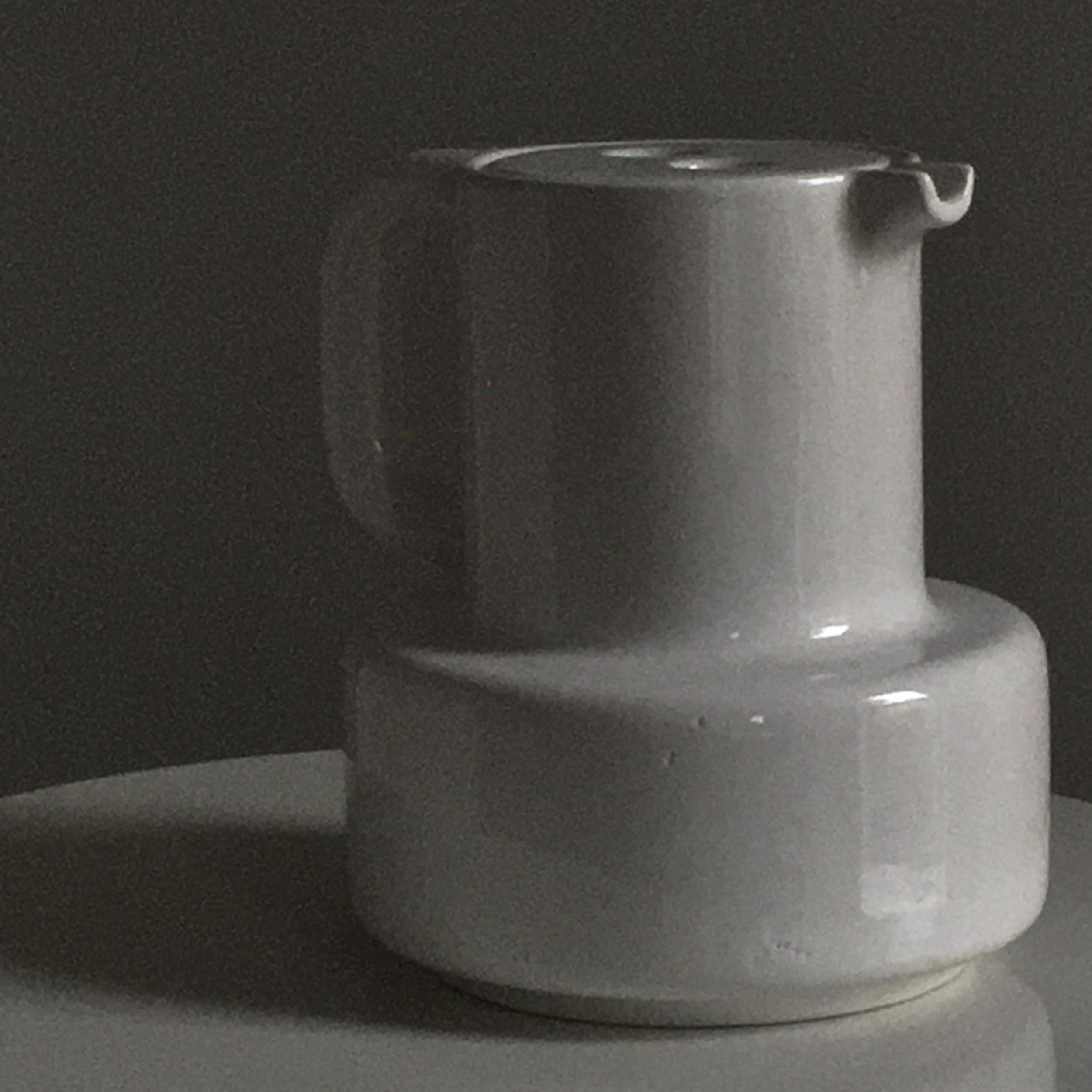 European c. 1967, Ceramic Teapot by Liisi Beckmann for Gabbianelli