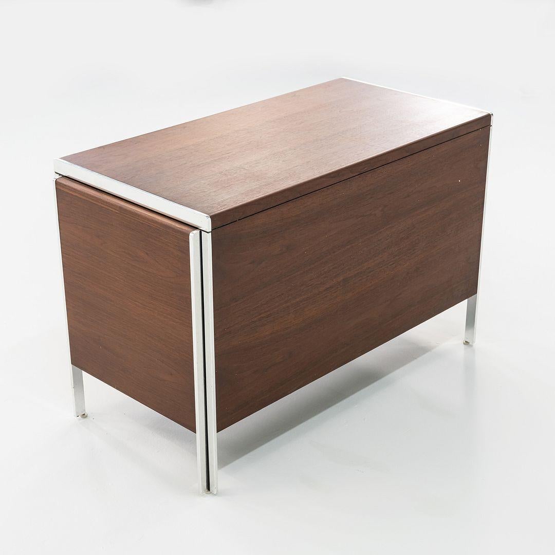 C. 1968 Alexis Yermakov Electa Series 42 inch Credenza Cabinet in Walnut en vente 3