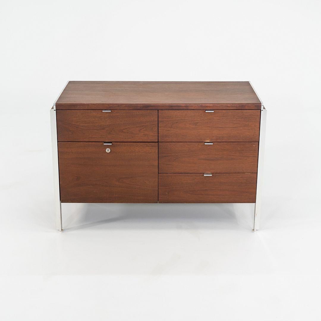 Moderne C. 1968 Alexis Yermakov Electa Series 42 inch Credenza Cabinet in Walnut en vente
