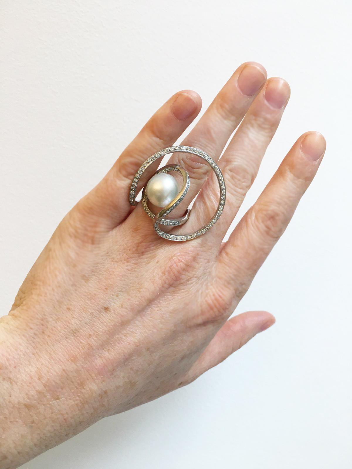Round Cut c. 1970 Jean Vendome Diamond, Pearl and White Gold Ring