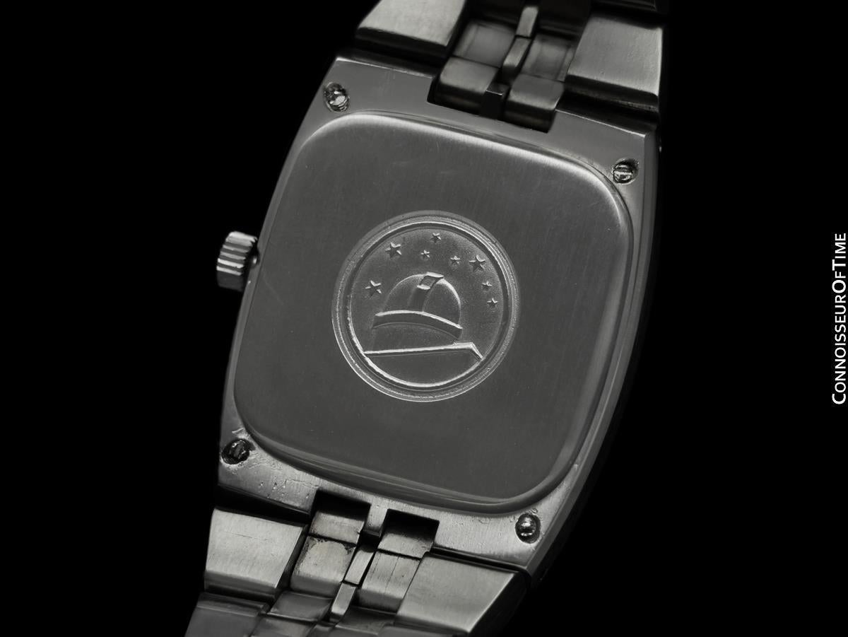 c. 1970 Omega Constellation Mens Retro Automatic Chronometer Bracelet Watch - SS For Sale 2