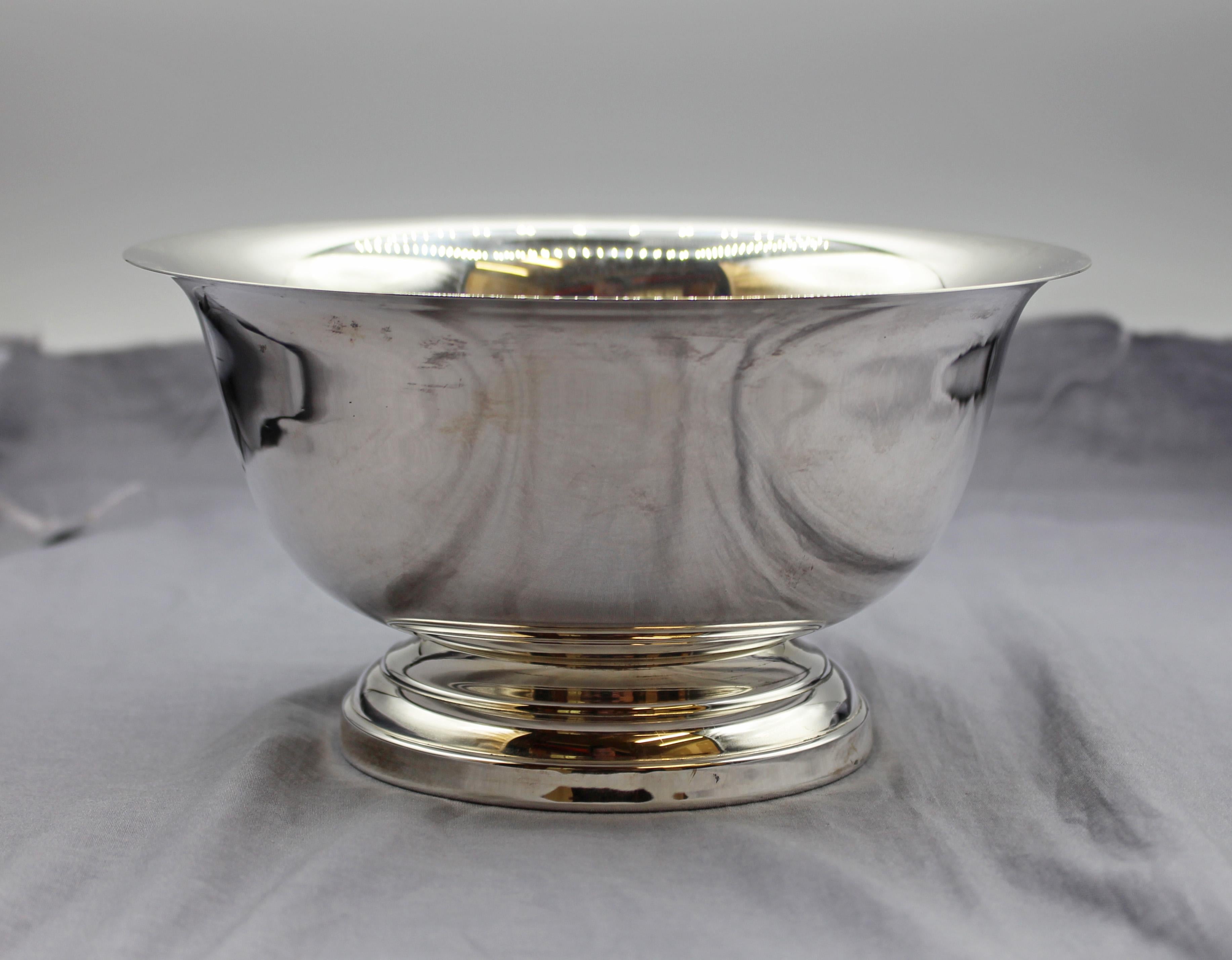 Circa 1970 sterling silver Paul Revere Reproduction bowl by Poole. Marked with Poole's sterling silver mark and 
