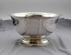 C. 1970 Reproducción en plata de ley del cuenco Paul Revere de Poole