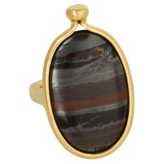 Anello da cocktail in pietra di ferro e oro Vivianna Torun per Georg Jensen, circa 1970