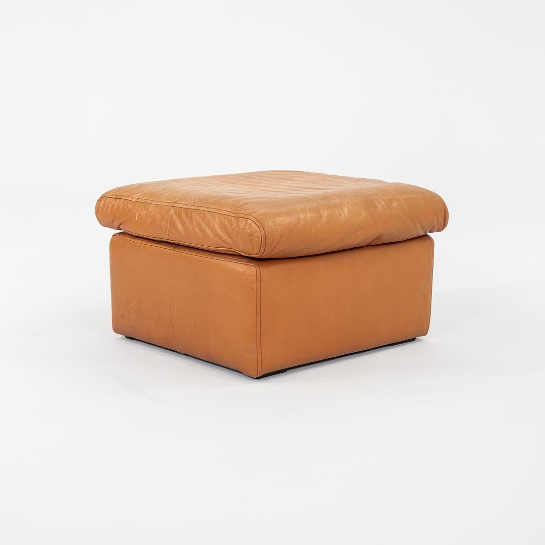 C. 1970 Cy Mann Designer's Collection Ottoman en cuir Cognac 26x26 inches Bon état - En vente à Philadelphia, PA