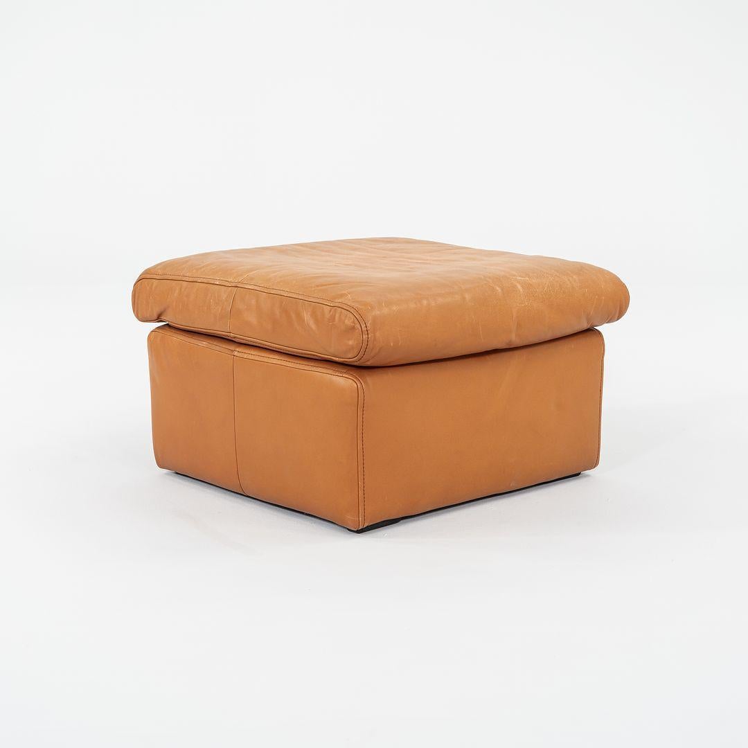 C. 1970 Cy Mann Designer's Collection Ottoman en cuir Cognac 26x26 inches en vente 2