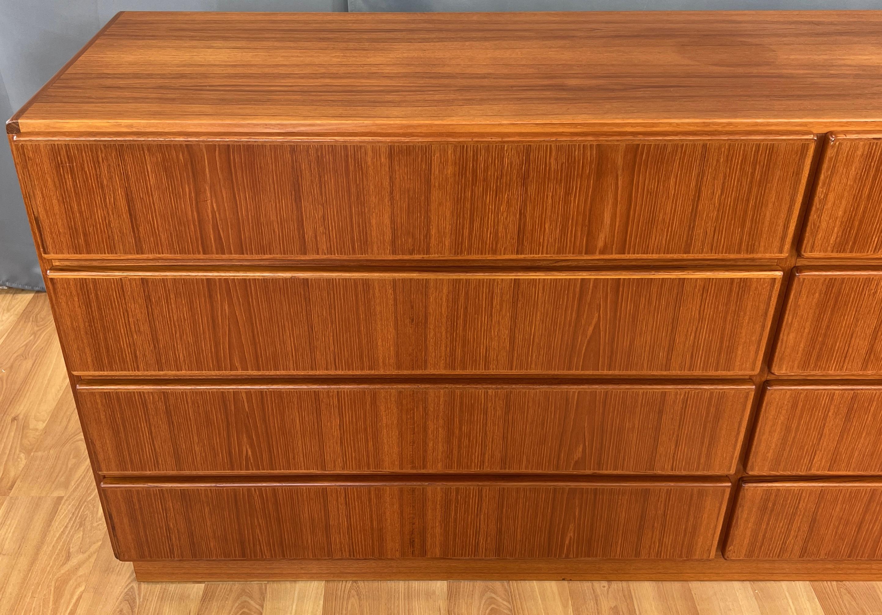 c. 1970s Eight Drawer Teak Danish Modern Dresser by Komfort 12