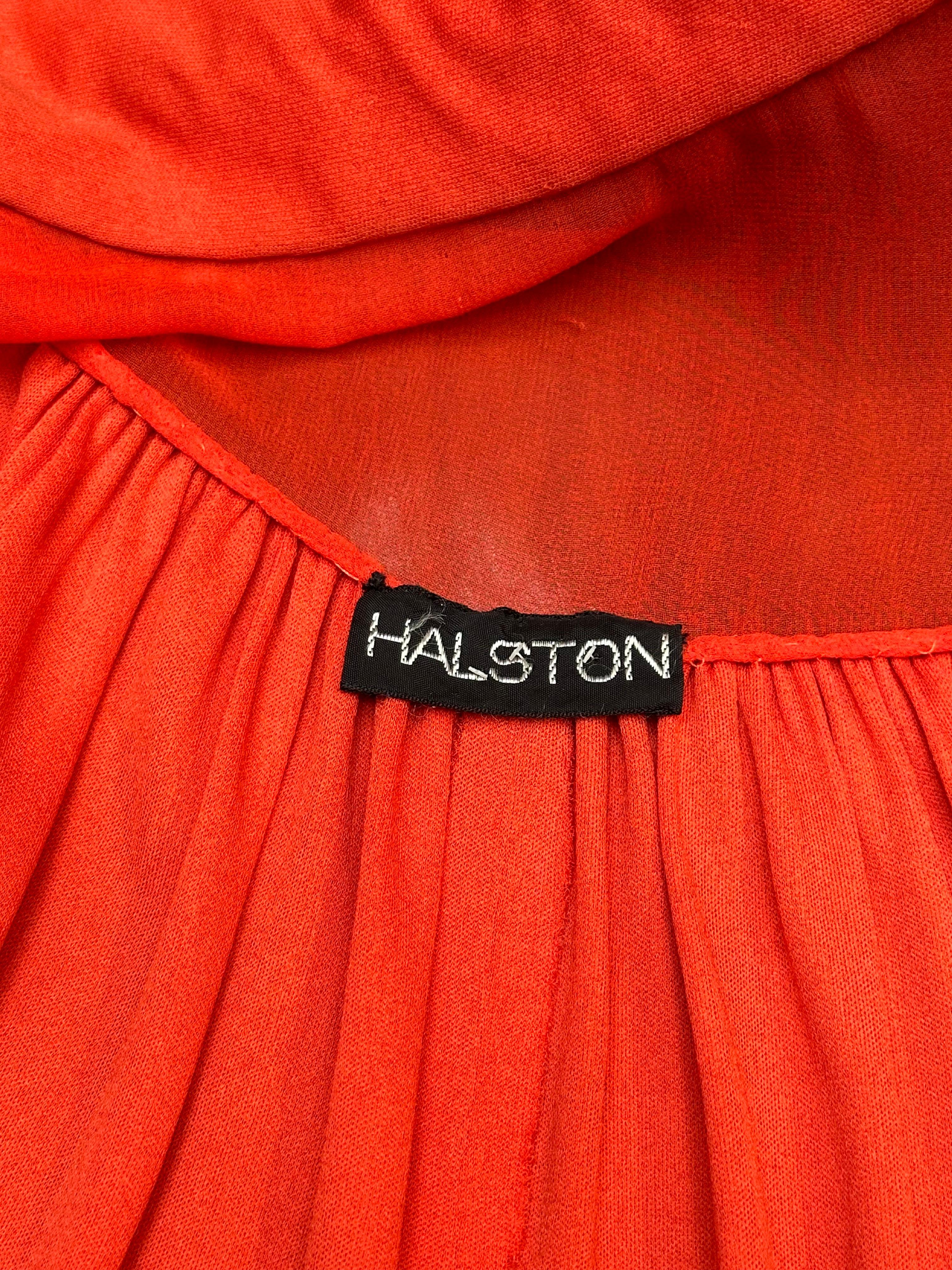 HALSTON Robe dos nu en jersey mat orange avec veste assortie, années 1970 Pour femmes en vente