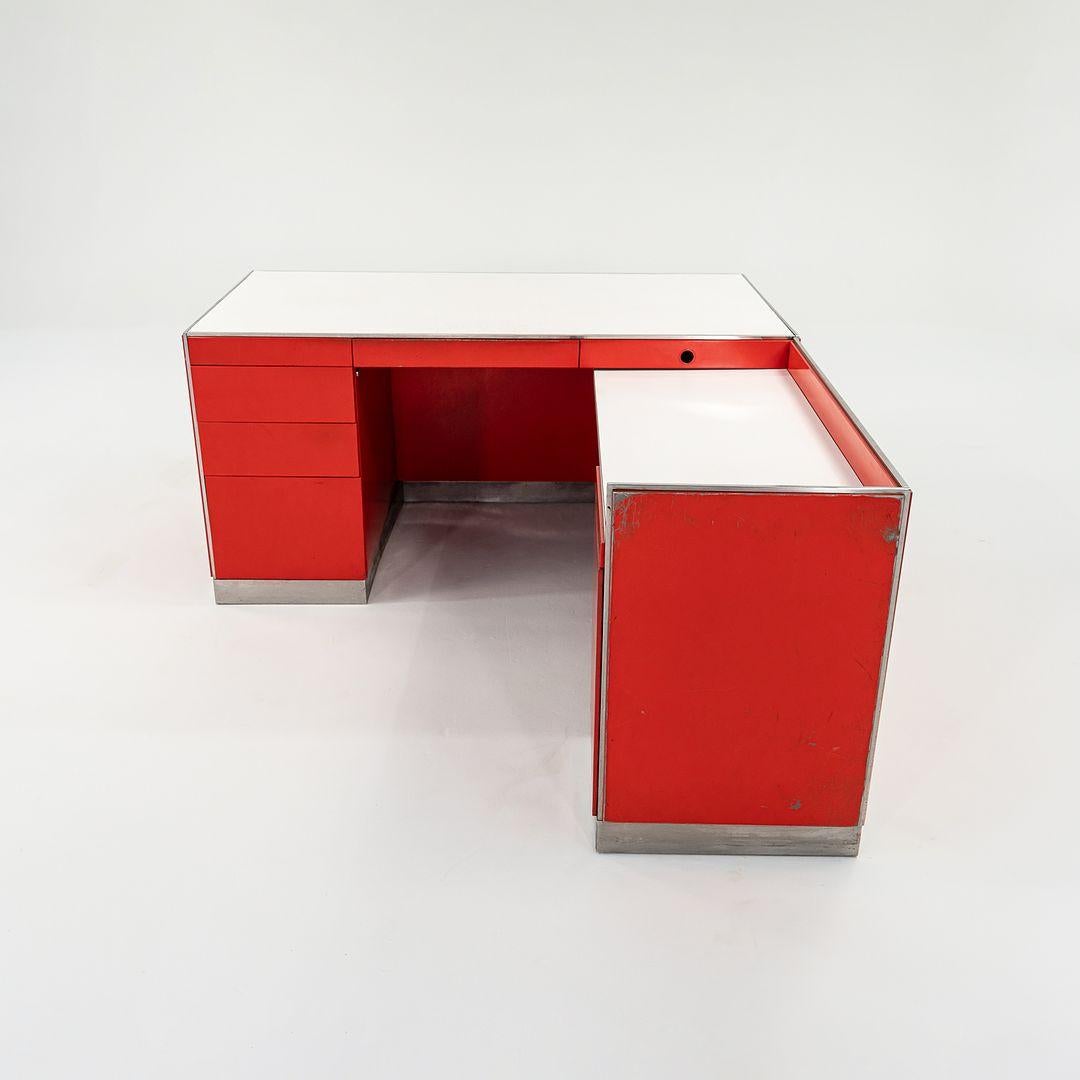 Modern C. 1974 Davis Allen of SOM Architects for General Fireproofing Reception Desk For Sale