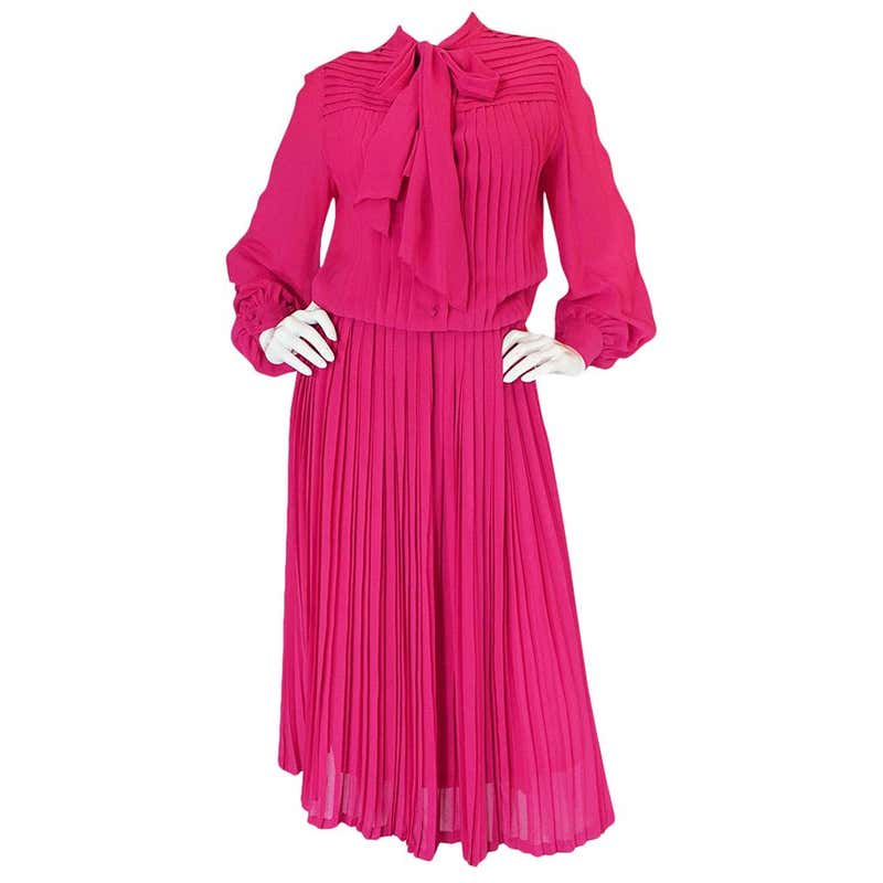 Couture, Vintage and Designer Fashion - 209 For Sale at 1stdibs