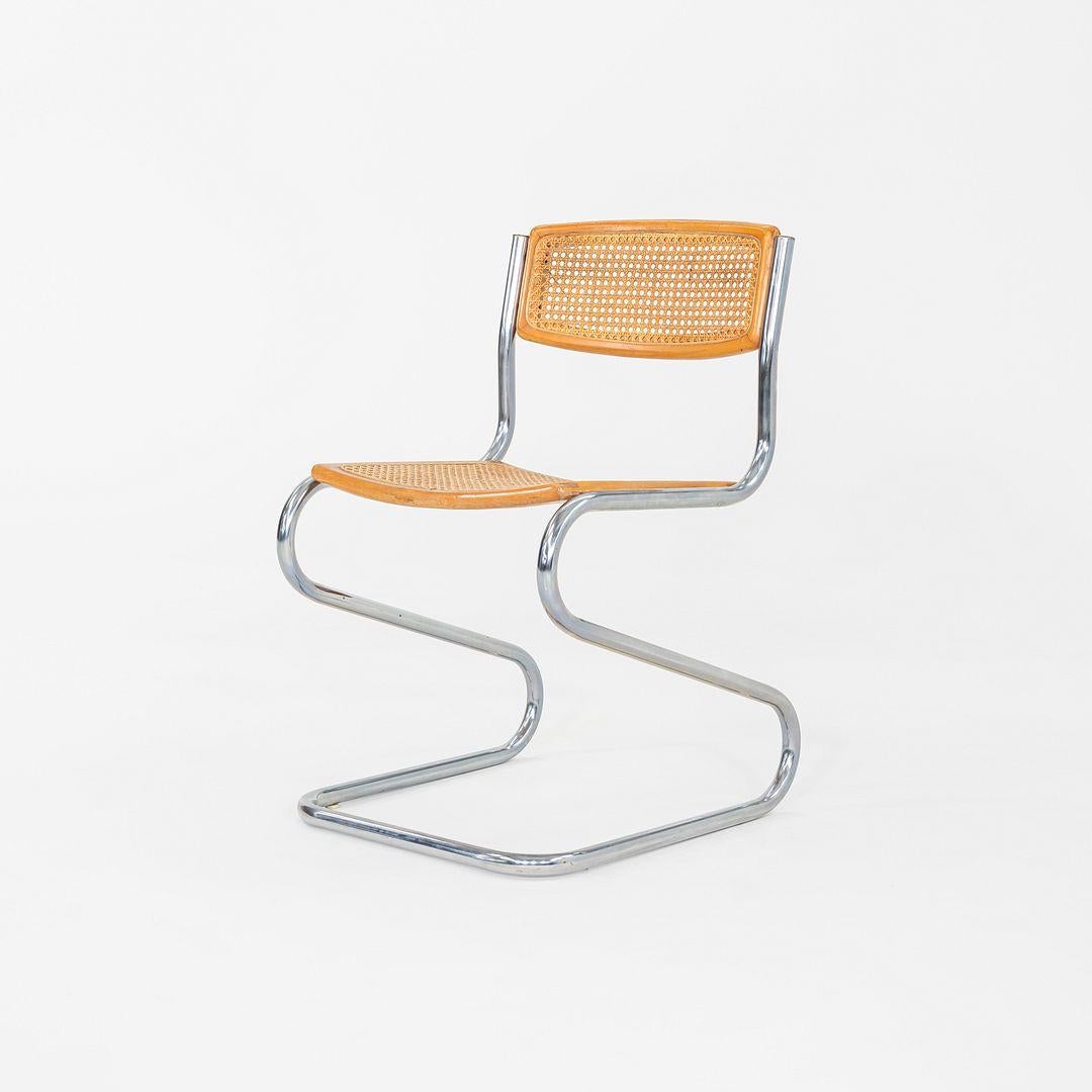 Moderne C. 1977 Chaise d'appoint italienne à piétement luge en acier chromé avec assise et dossier cannés en vente