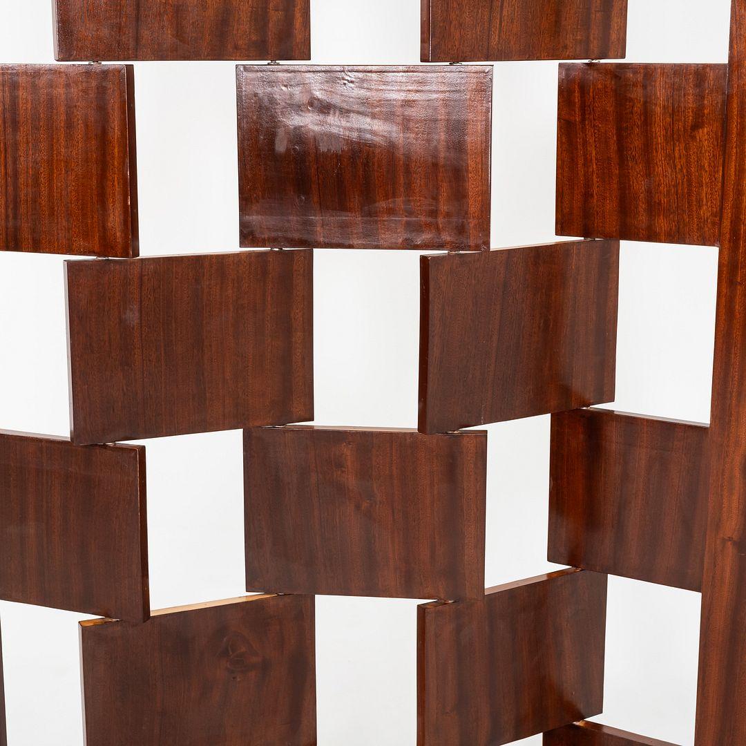 italien C. 1980 Eileen Gray Brick Screen Laquage Paravent Room Divider in Mahogany (Séparation de pièces en acajou) en vente