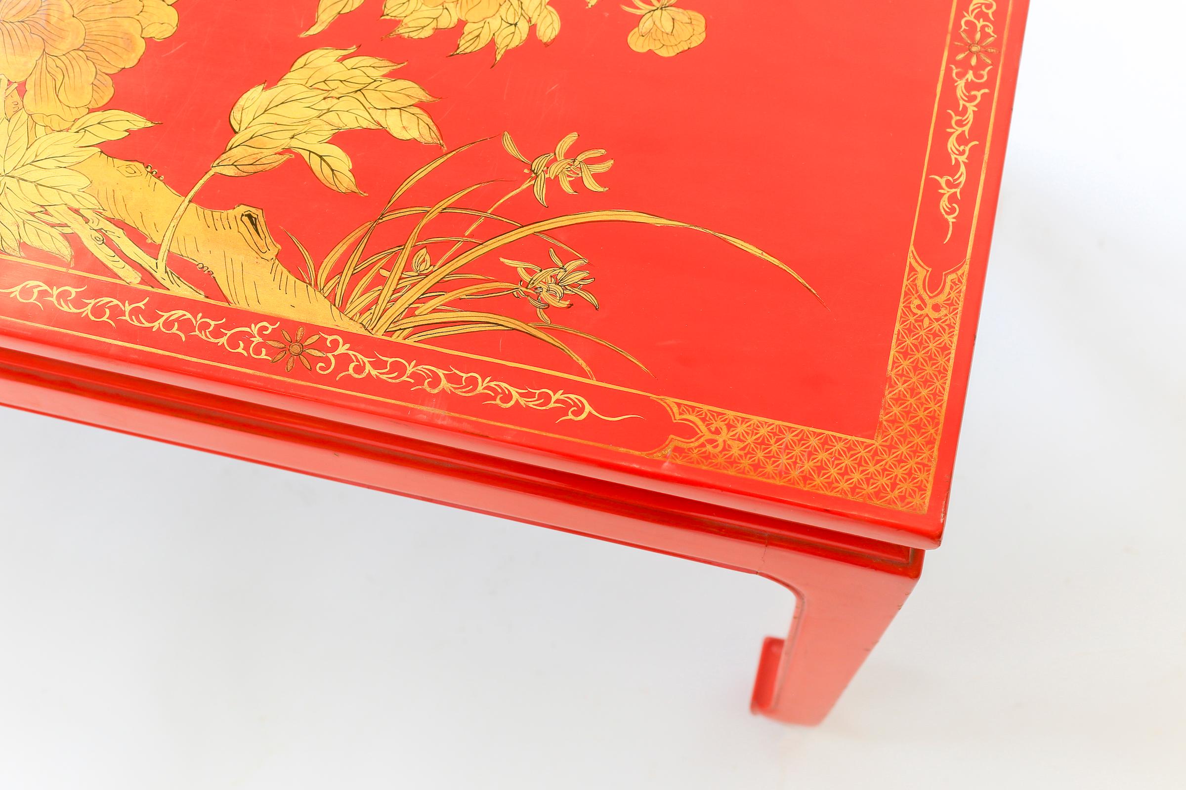 Exportation chinoise c. Table basse en laque rouge Gracie Chinoiserie des années 1980 en vente