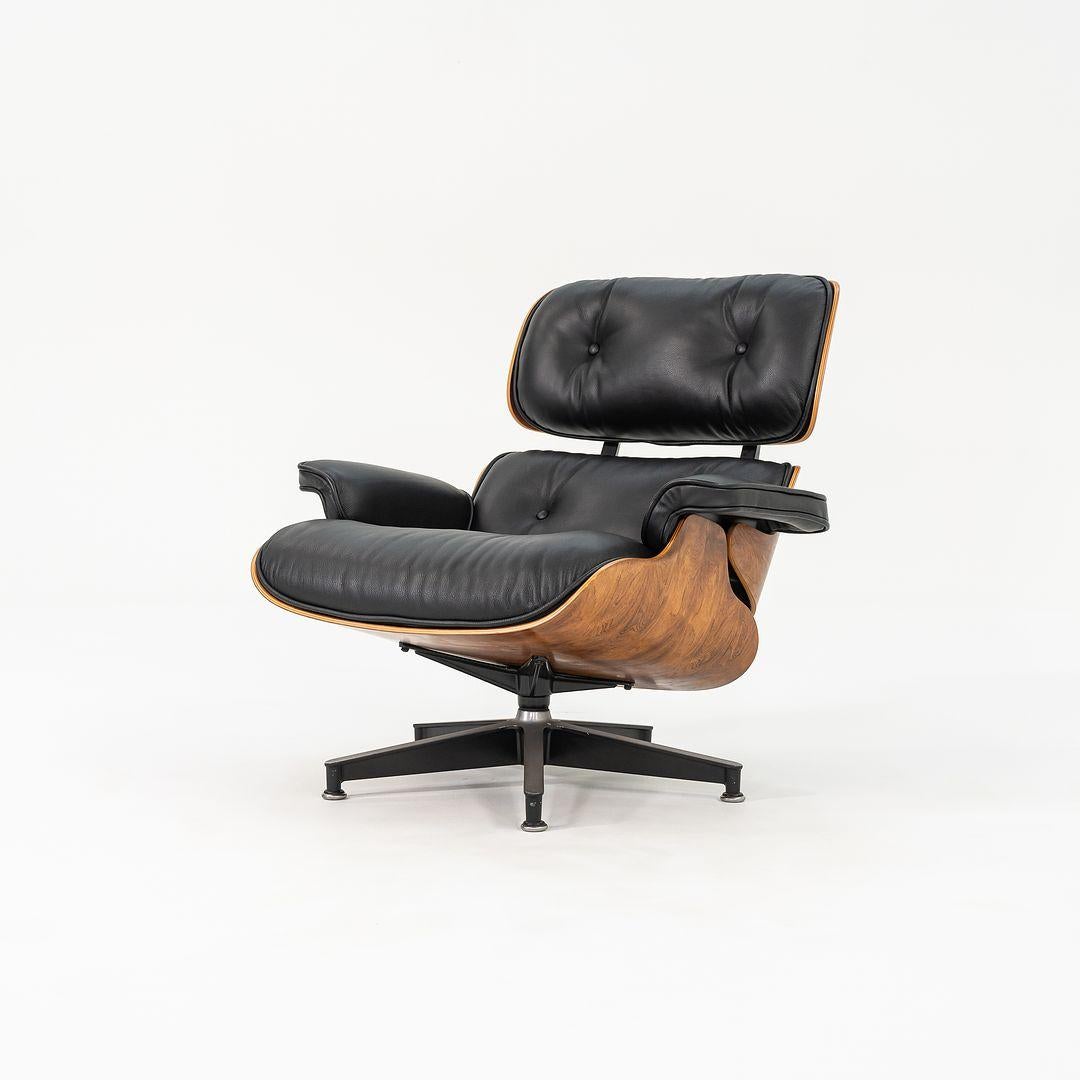 C. 1990 Herman Miller Eames Lounge Chair & Ottoman in Rosewood w/ Cushion For Sale 3