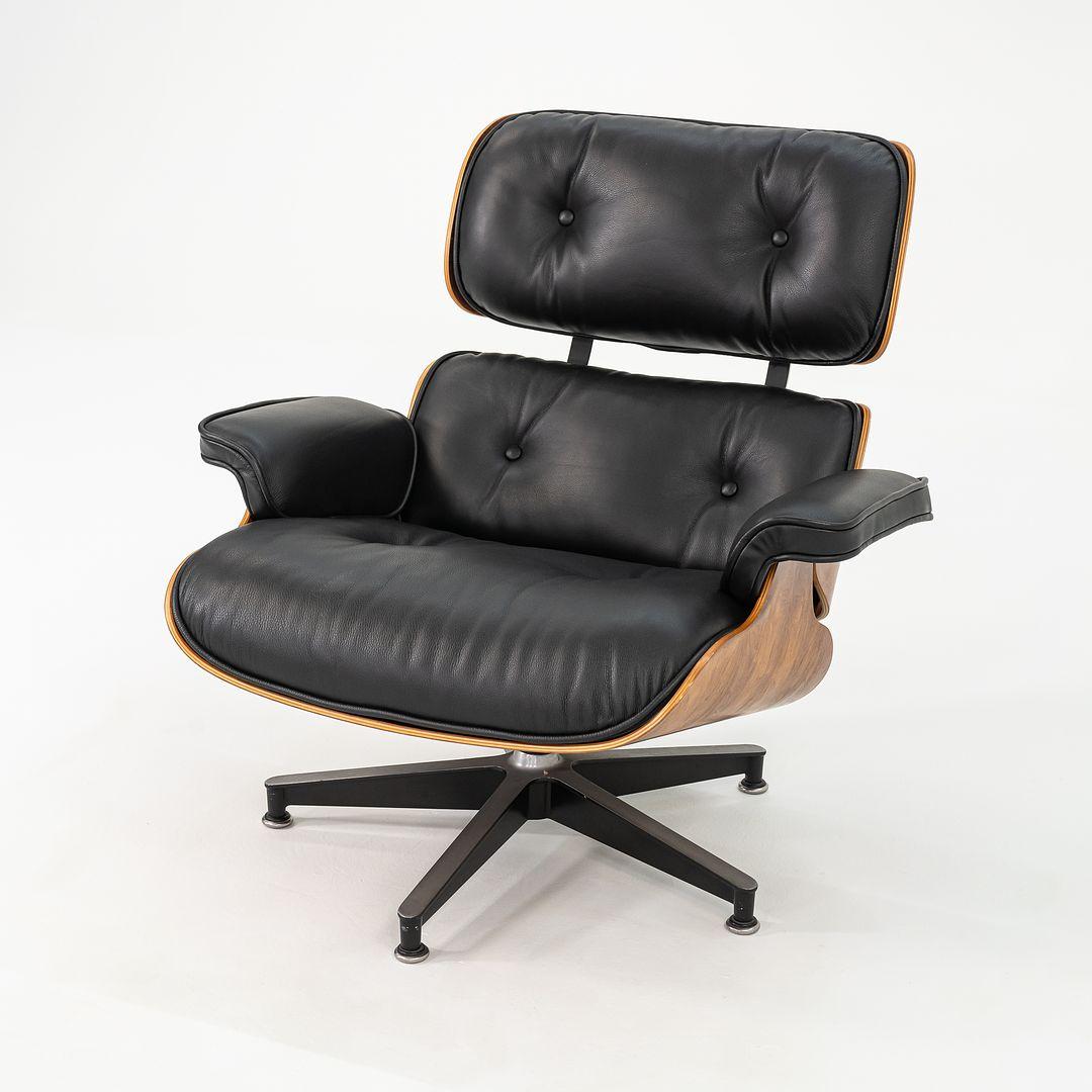 Modern C. 1990 Herman Miller Eames Lounge Chair & Ottoman in Rosewood w/ Cushion For Sale