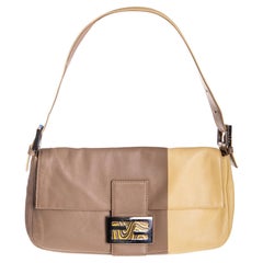 c. 2000 Fendi Neutral Leather Color Block Shoulder Bag (sac à bandoulière en cuir neutre)