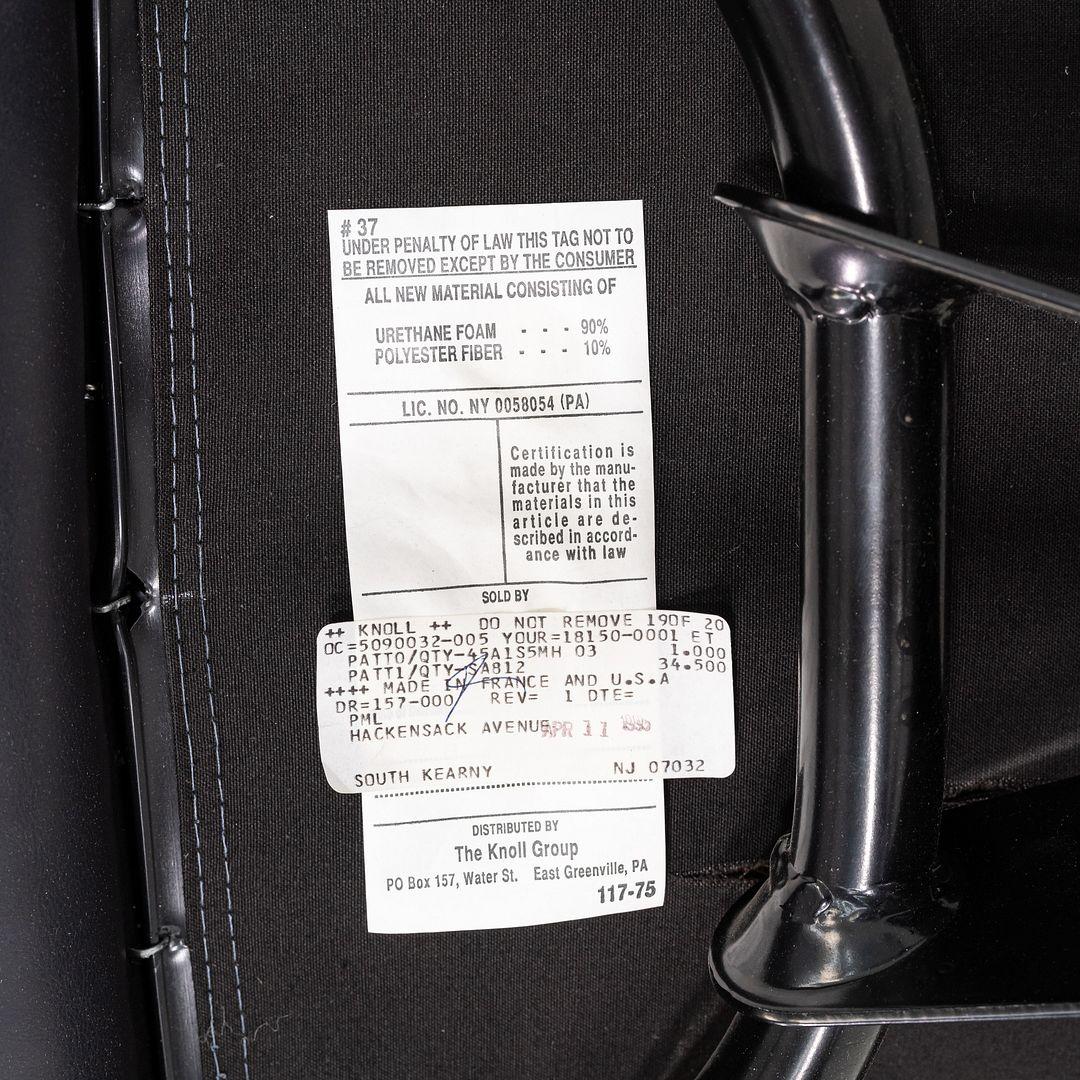 C. 2001 Richard Sapper Management Desk Chair in Grey Leather 6x Available im Angebot 4