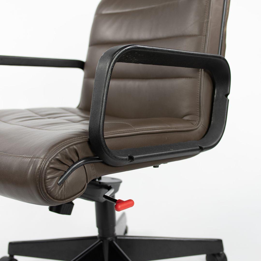 Acciaio C. 2006 Knoll Sapper Series Management Desk Chair di Richard Sapper in pelle in vendita