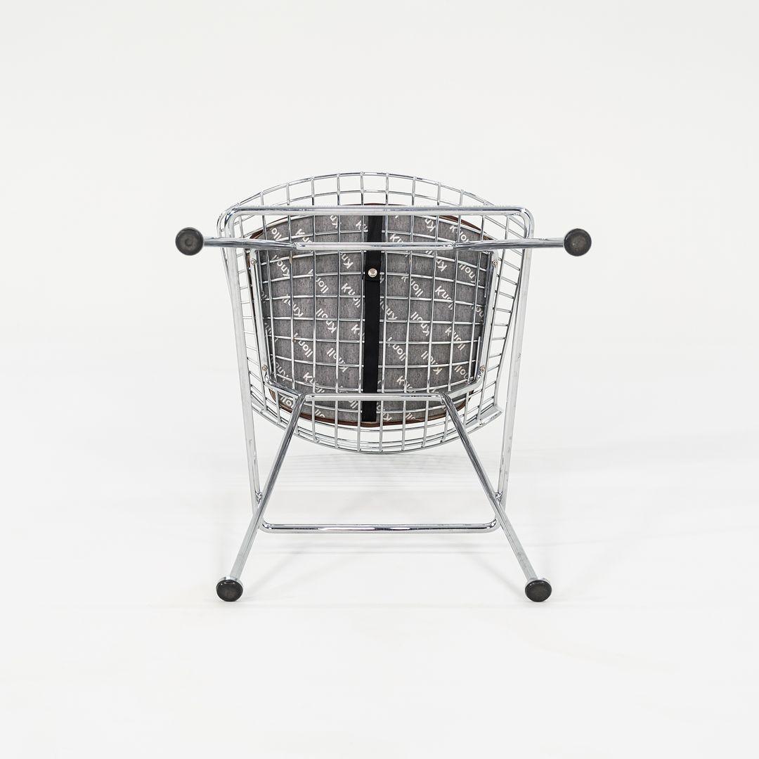 C. 2009 Harry Bertoia para Knoll Taburetes de bar cromados con cojines de cuero marrón en venta 4