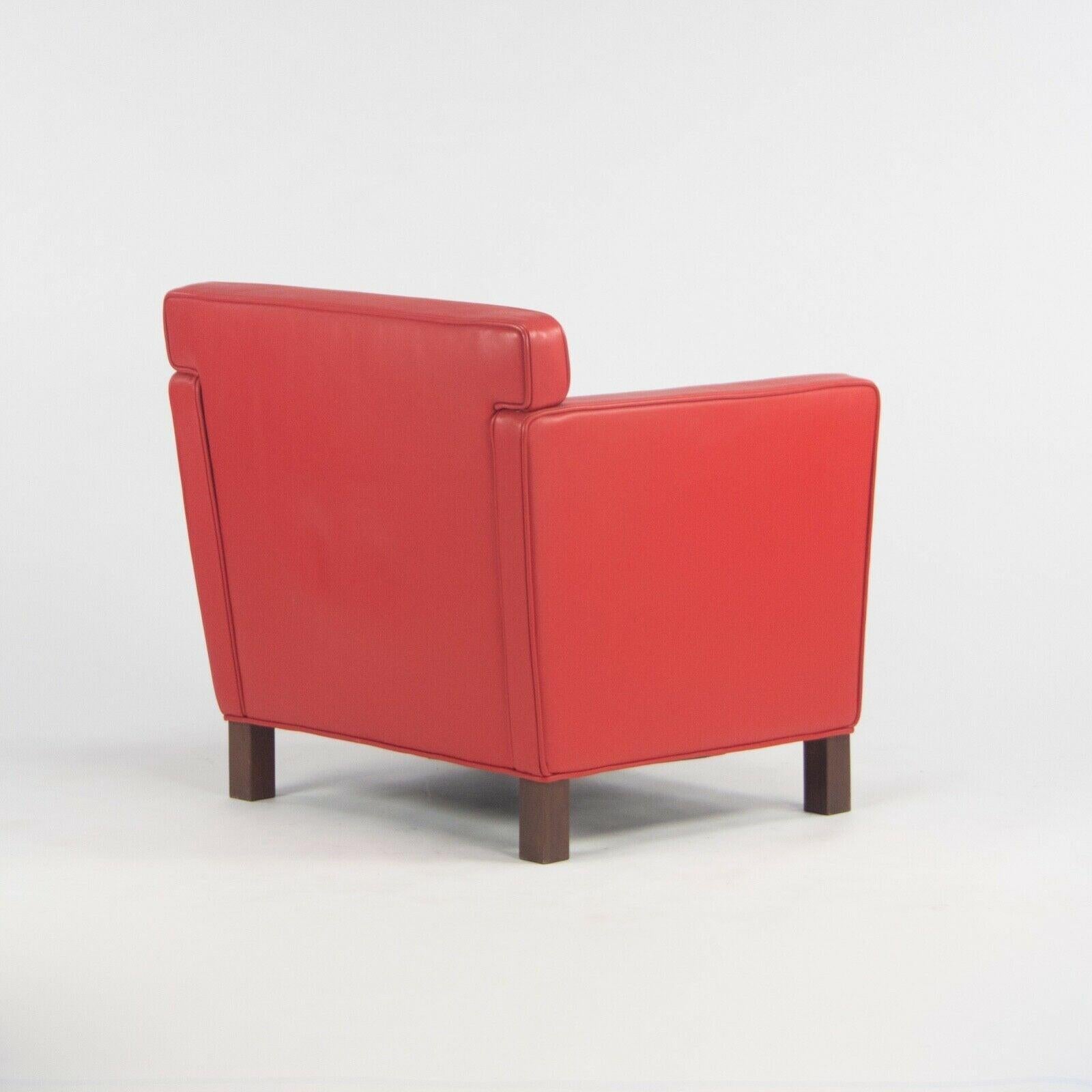 C. 2009 Pair of Mies Van Der Rohe Knoll Krefeld Lounge Chairs in Red Leather In Good Condition For Sale In Philadelphia, PA