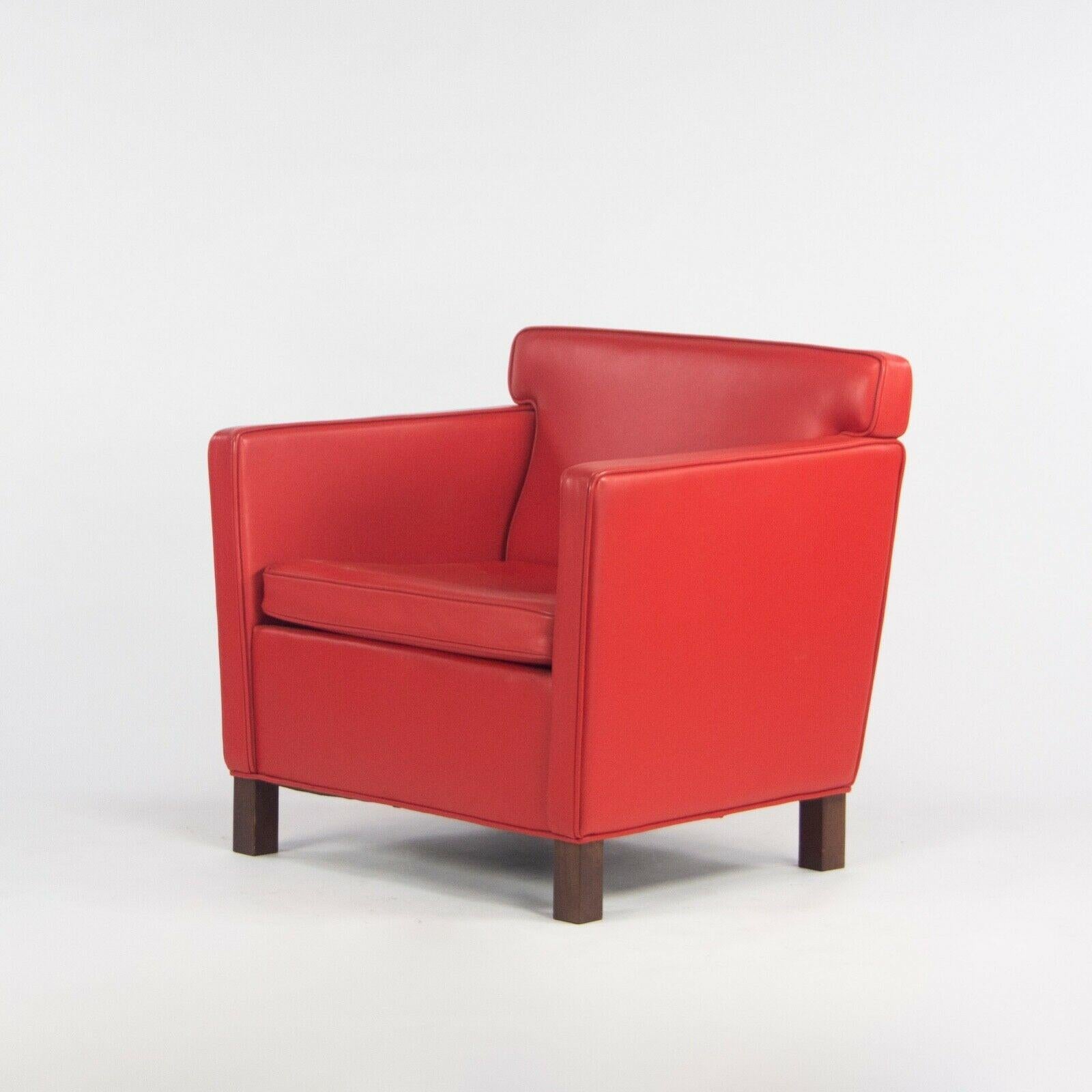 C. 2009 Pair of Mies Van Der Rohe Knoll Krefeld Lounge Chairs in Red Leather For Sale 3