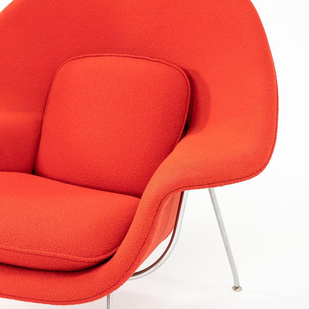C. 2010 Eero Saarinen for Knoll Full-Size Womb Chair in Crimson Red Boucle (Chaise en forme d'utérus de taille normale) en vente 2