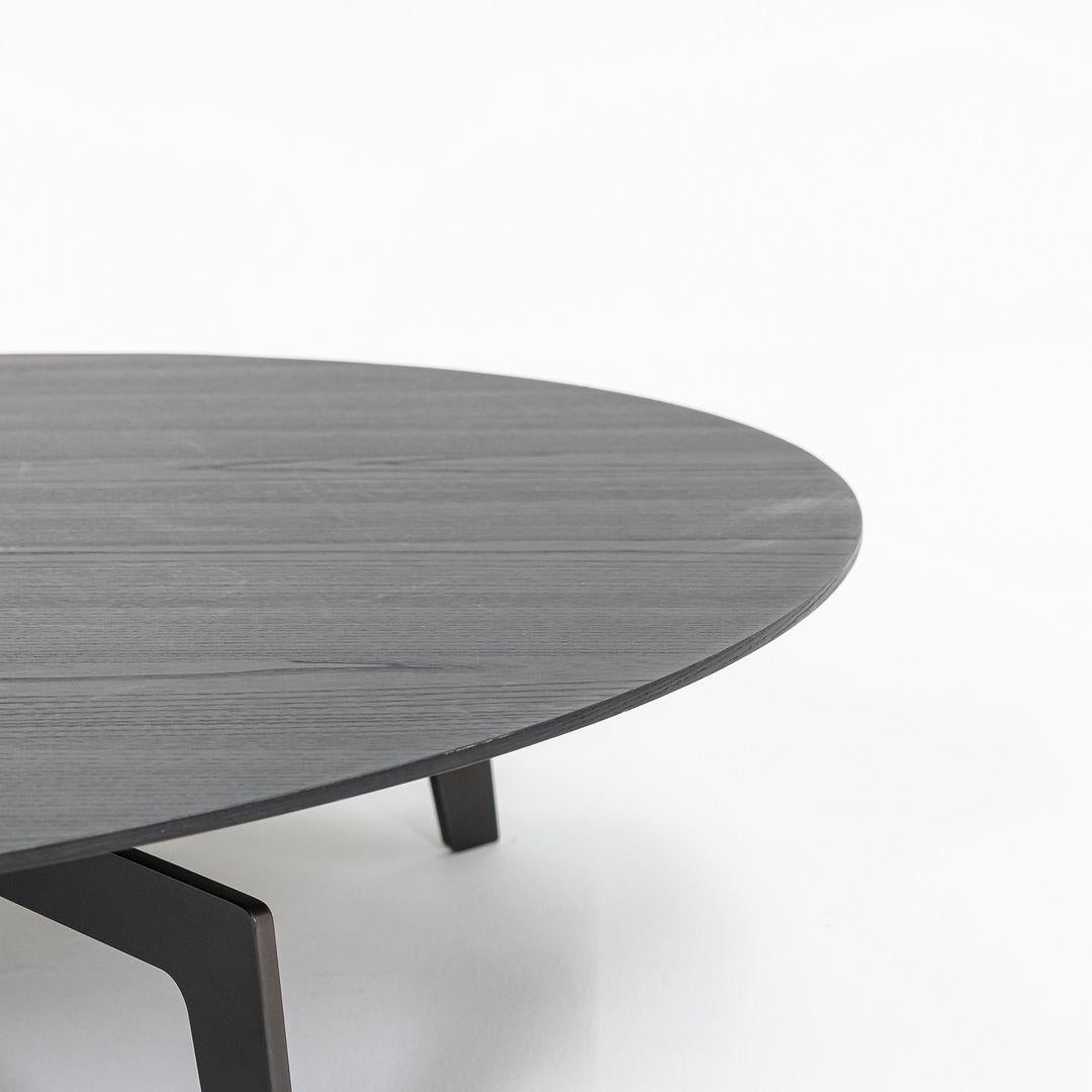 XXI secolo e contemporaneo C. 2012 Jean-Marie Massaud per Poliform Tavolino da caffè Tribeca in olmo ebanizzato 48 in vendita
