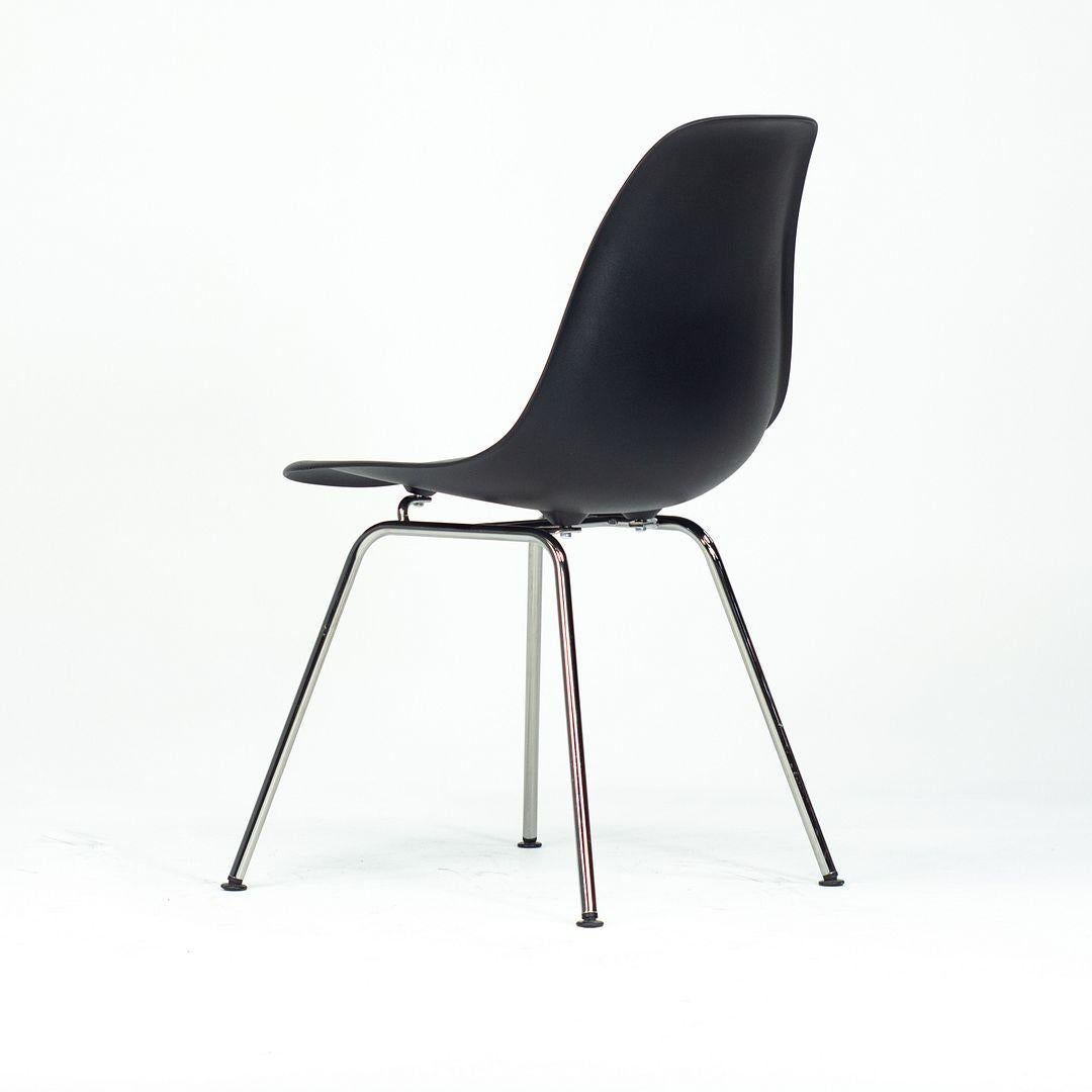 Moderne C. 2018 Eames DSX Plastic Shell Chair by Herman Miller in Plastic with H-Base (Chaise Eames DSX en plastique avec base en H) en vente