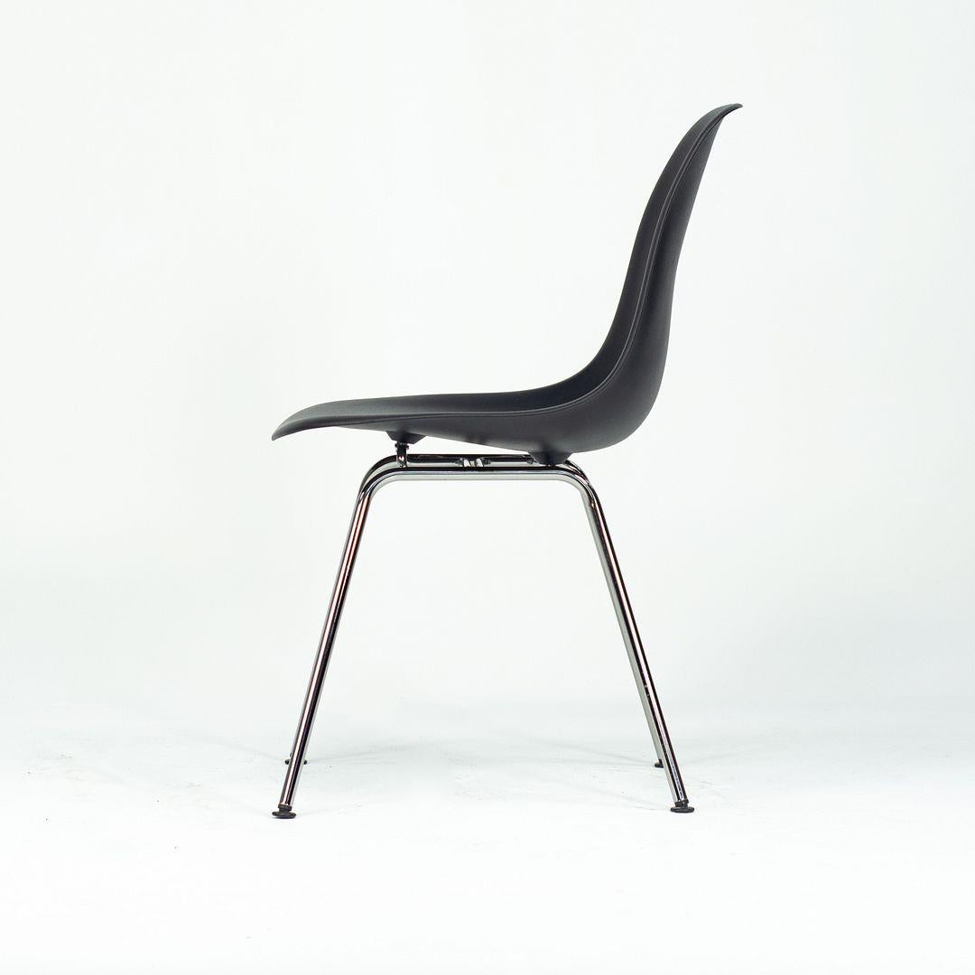 C. 2018 Eames DSX Plastic Shell Chair by Herman Miller in Plastic with H-Base (Chaise Eames DSX en plastique avec base en H) Bon état - En vente à Philadelphia, PA