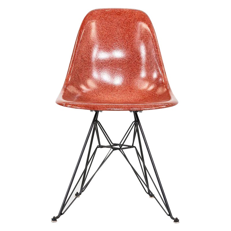 C. 2018 Eames Modernica Side / Dining Chair in Red Fiberglass with Eiffel Base For Sale