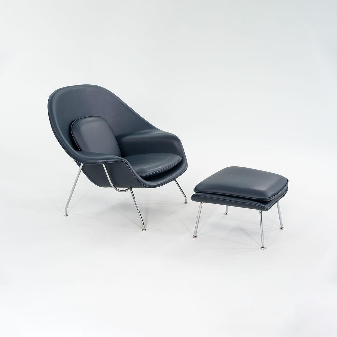 C. 2019 Eero Saarinen for Knoll Womb Chair and Ottoman in Blue Leather For Sale 4