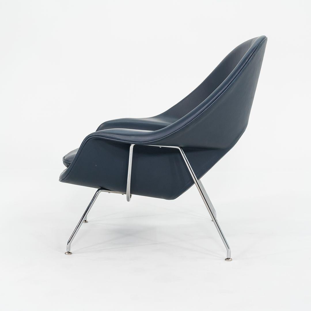 Steel C. 2019 Eero Saarinen for Knoll Womb Chair and Ottoman in Blue Leather For Sale