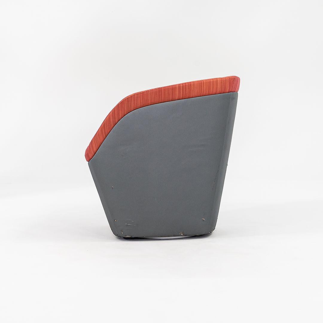 Ein Paar weiche, drehbare Loungesessel von Jehs + Laub für Davis Furniture, C. 2019 (Stoff) im Angebot