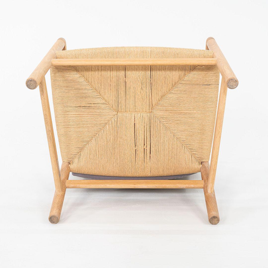 XXIe siècle et contemporain Paire de chaises longues Hans Wegner pour Carl Hansen en chêne avec coussins, vers 2020 en vente