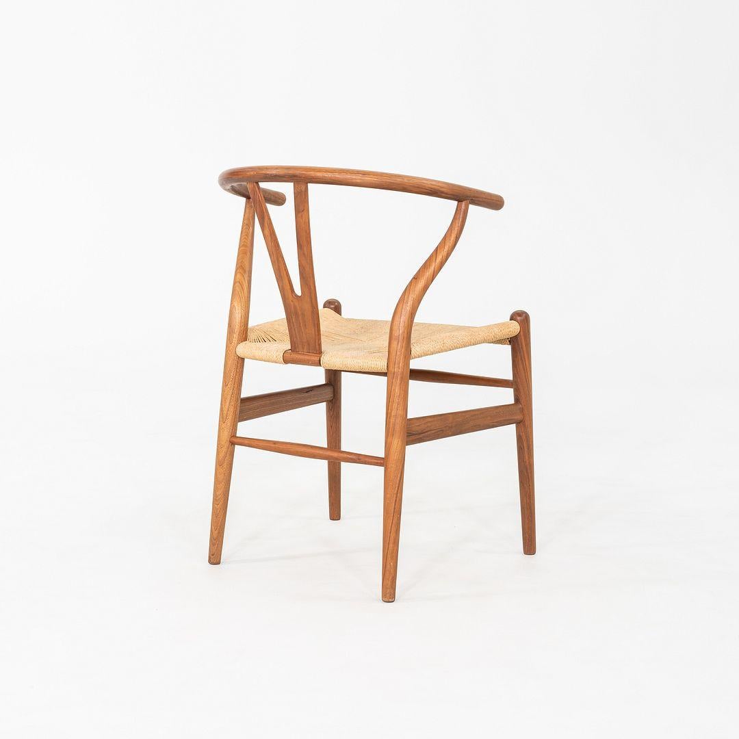 Noce C. 2020 Set di cinque sedie da pranzo Hans Wegner per Hansen CH24 Wishbone in vendita