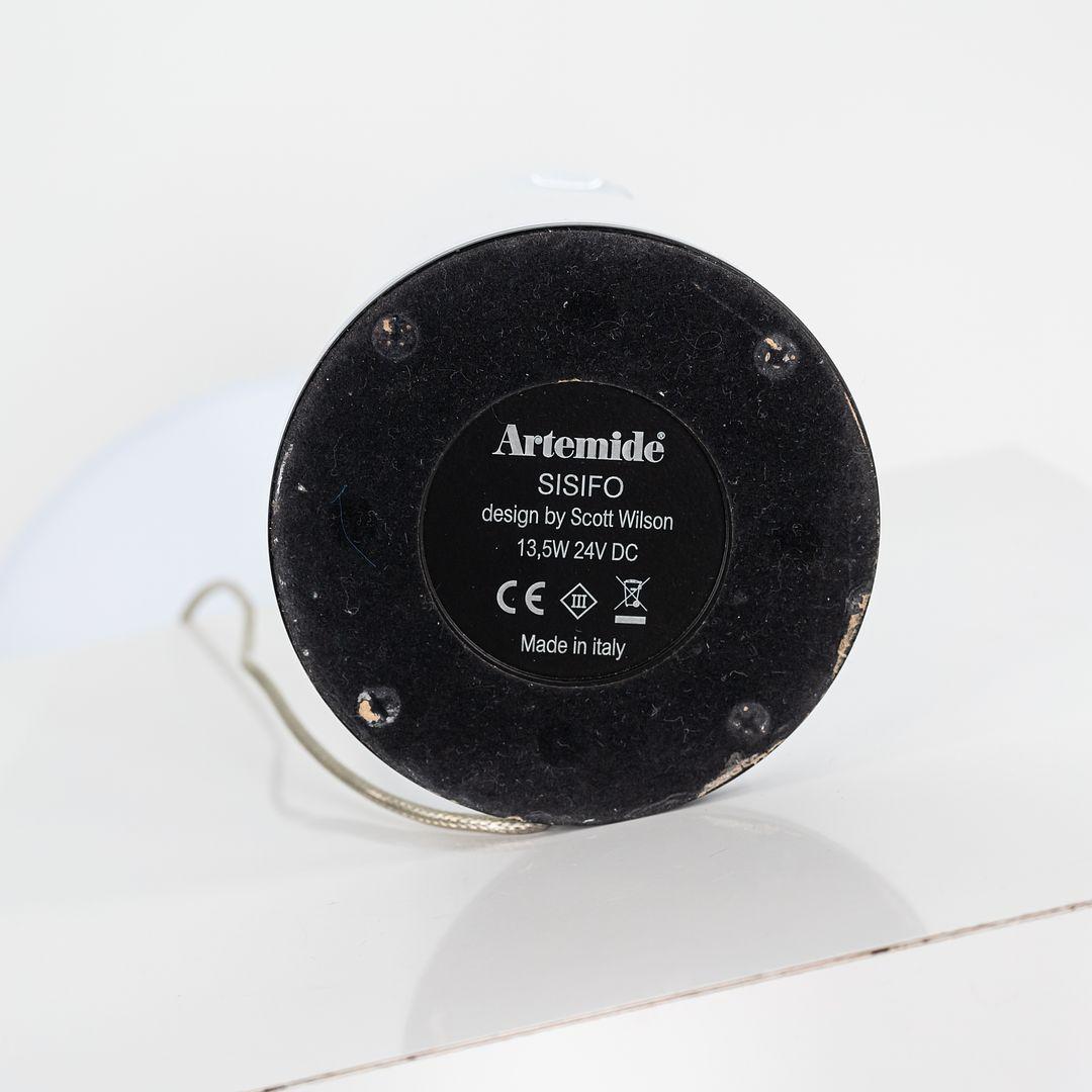 C. 2021 Artemide Sisifo Tischleuchte von Scott Wilson LED mit Touch-Dimmer in Weiß im Angebot 4