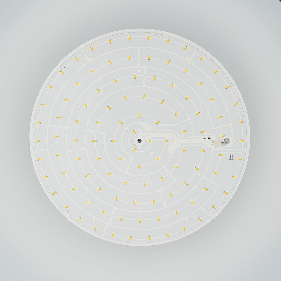 C. 2022 Smithfield S LED 3000k Black by Jasper Morrison for Flos 2x Available For Sale 1