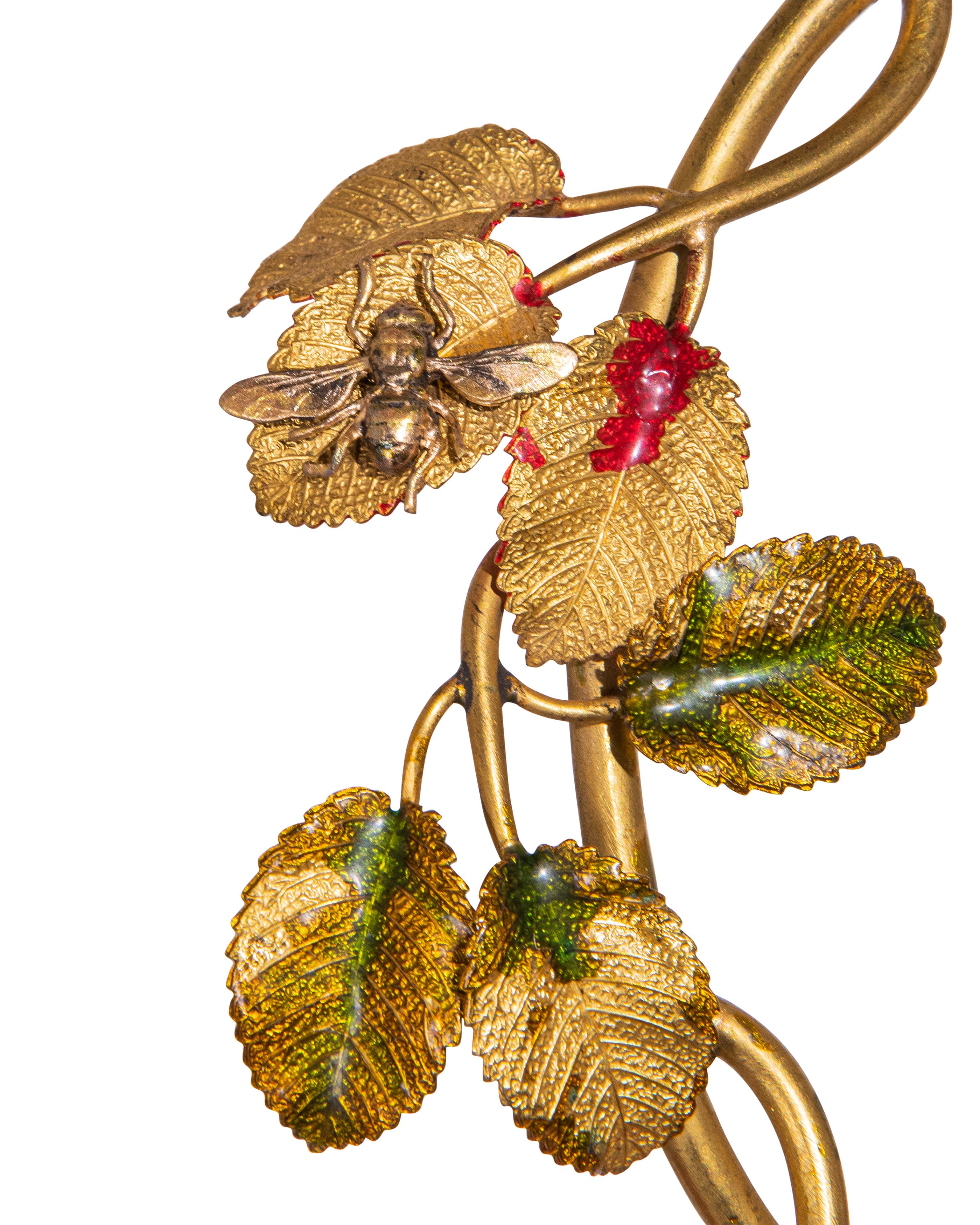 c. A/W 1938 Elsa Schiaparelli Haute Couture Gold Insect Choker Necklace 2