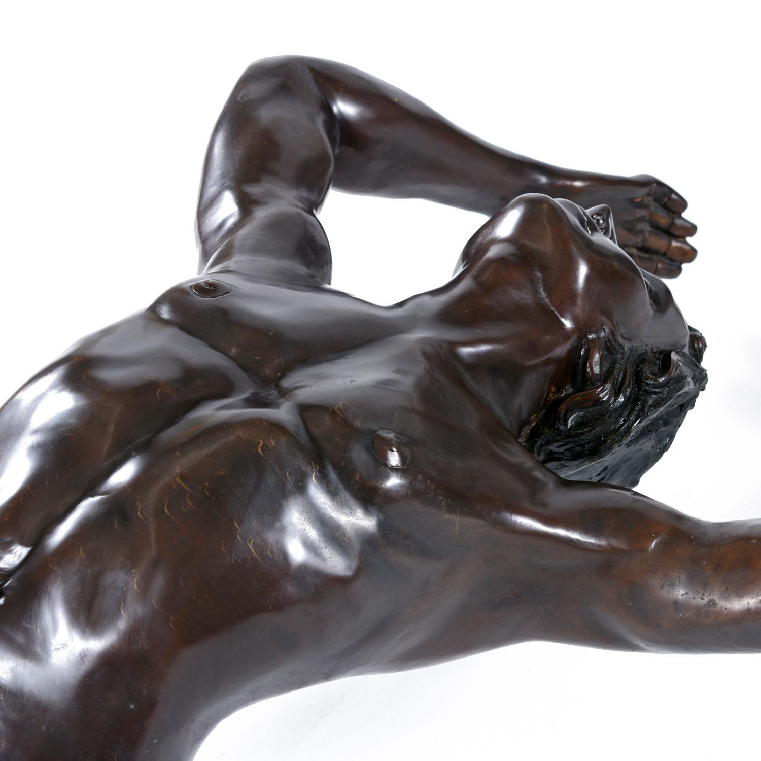 Bronzefigurale Jugendstil-Skulptur-Couchtisch mit Glasplatte aus Bronze von C. Conndray im Angebot 3