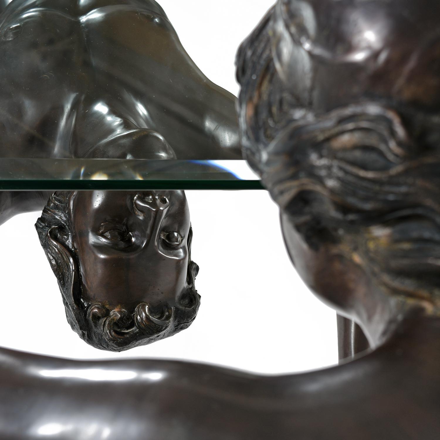 Verre Table basse sculptée en bronze Art Nouveau avec plateau en verre par Conndray en vente